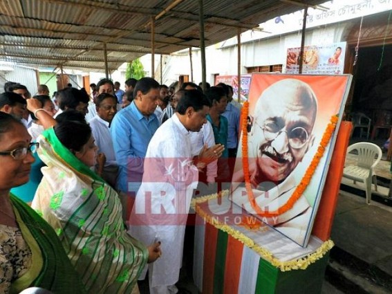 Congress observes Gandhi Jayanti 